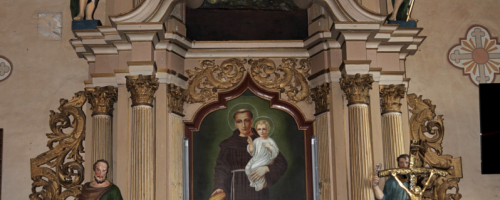 Ołtarz po renowacji-Lubochowo