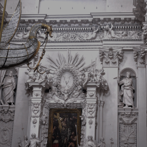 Wnętrze kościoła Św. Piotra i Pawła