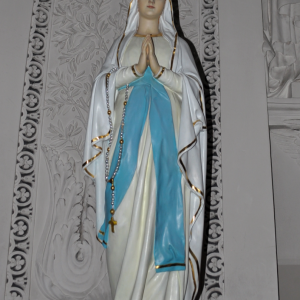 Wnętrze kościoła Św. Piotra i Pawła